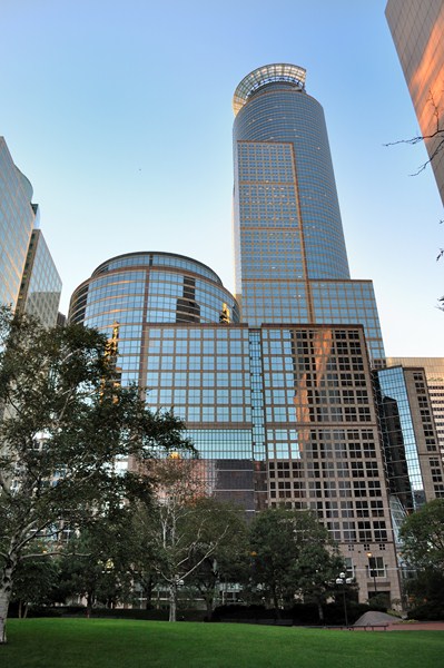 249 Minneapolis Building Reflect.jpg